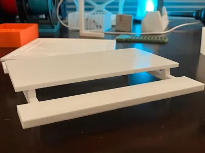 Small picnic table