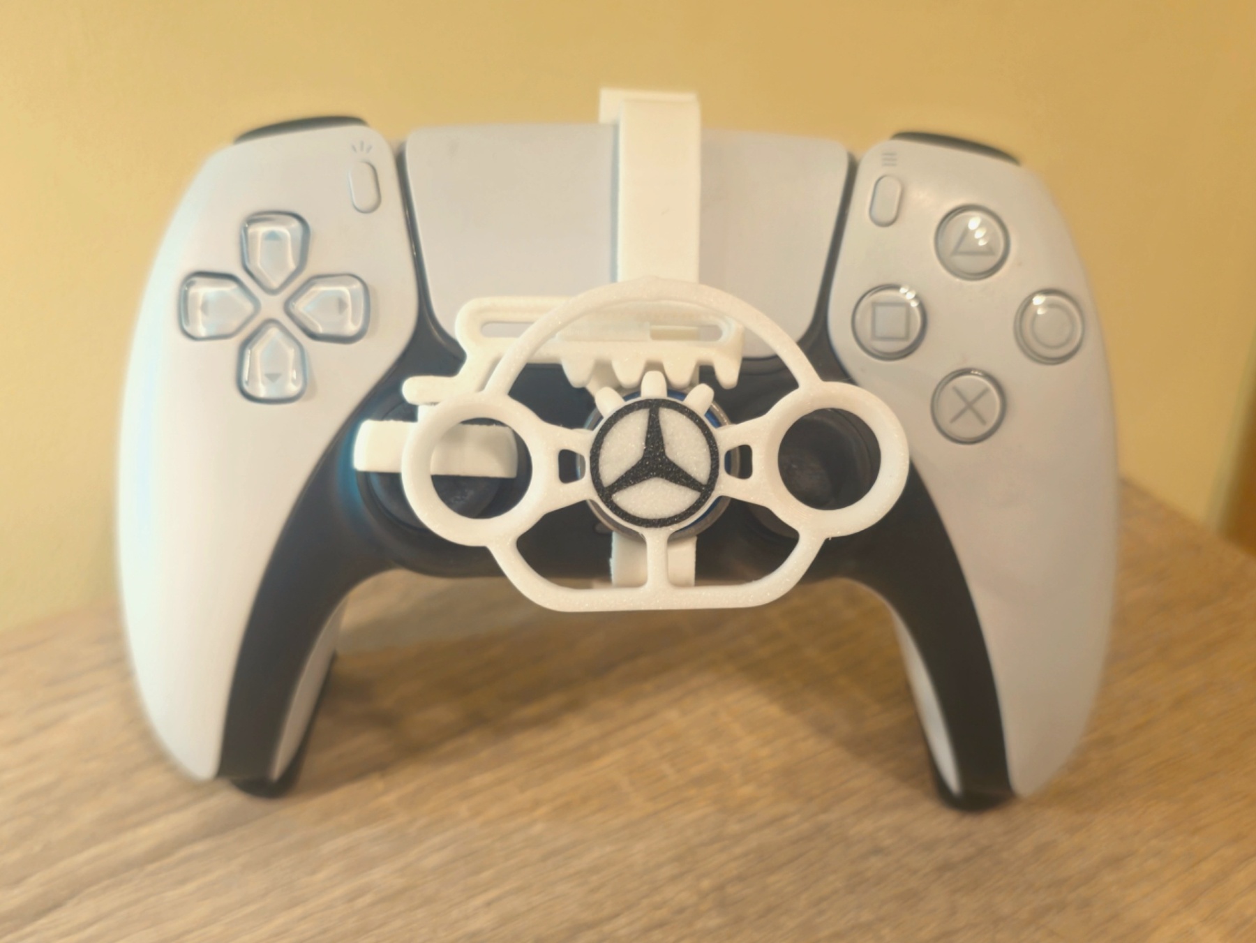 Miniatura 2 do modelo 3D PS5 controller mini wheel with logos