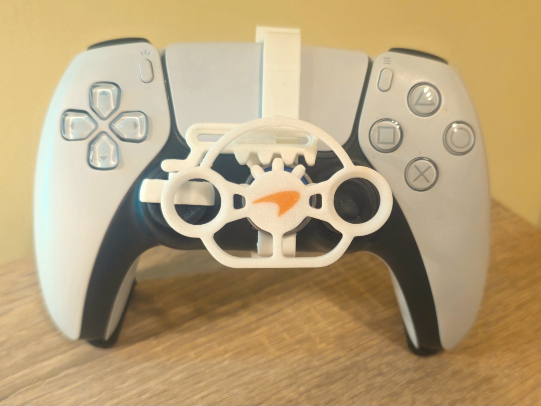 Miniatura 4 do modelo 3D PS5 controller mini wheel with logos