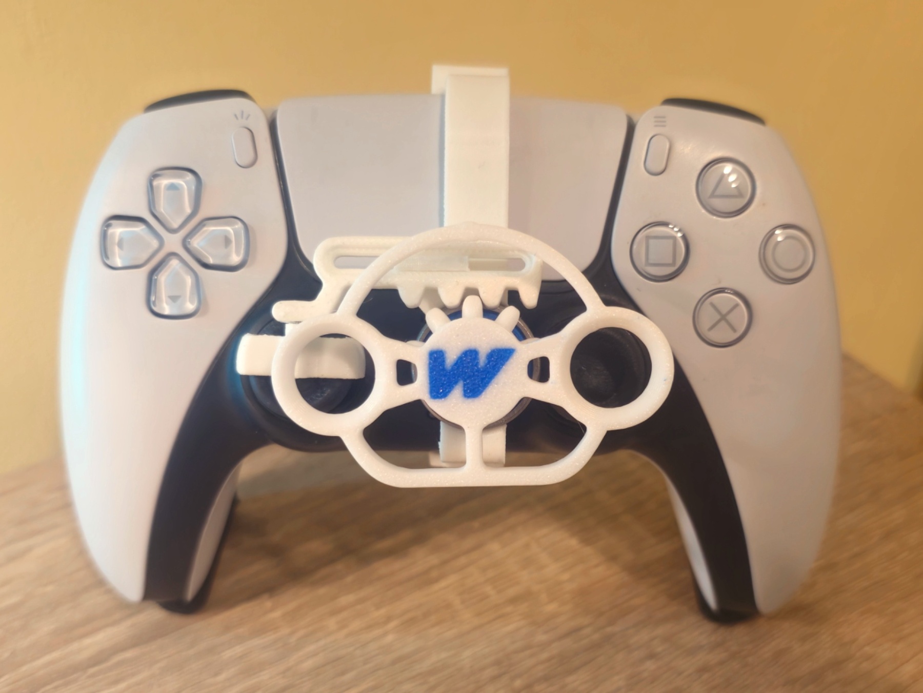 Miniatura 3 do modelo 3D PS5 controller mini wheel with logos