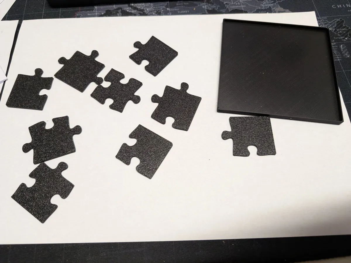 Puzzle 3x3 avec sa petite boîte