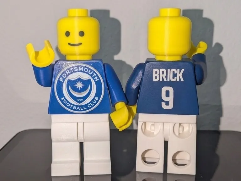 Grosser Brick Man - Portsmouth FC - 20cm 