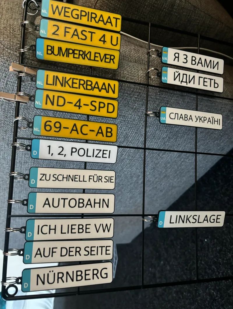 License Plate Keychain (NL/DE/UA) ADD OWN TEXT