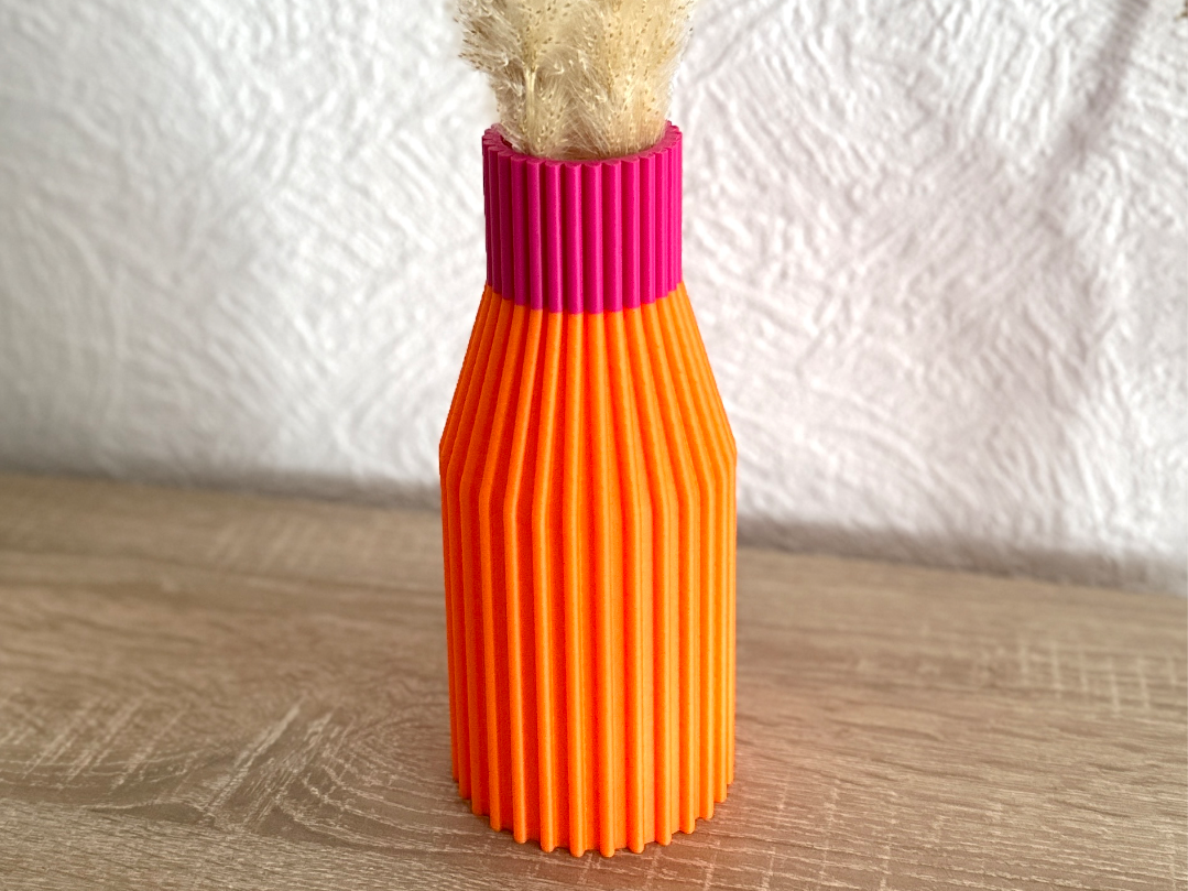 Ribbed Vase 190mm (AMS)