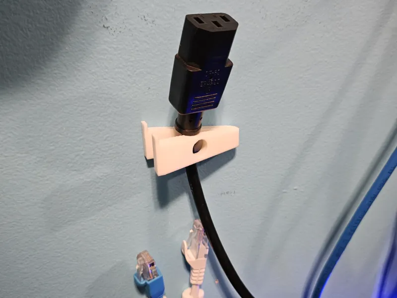 "Any-size" Cable Holder