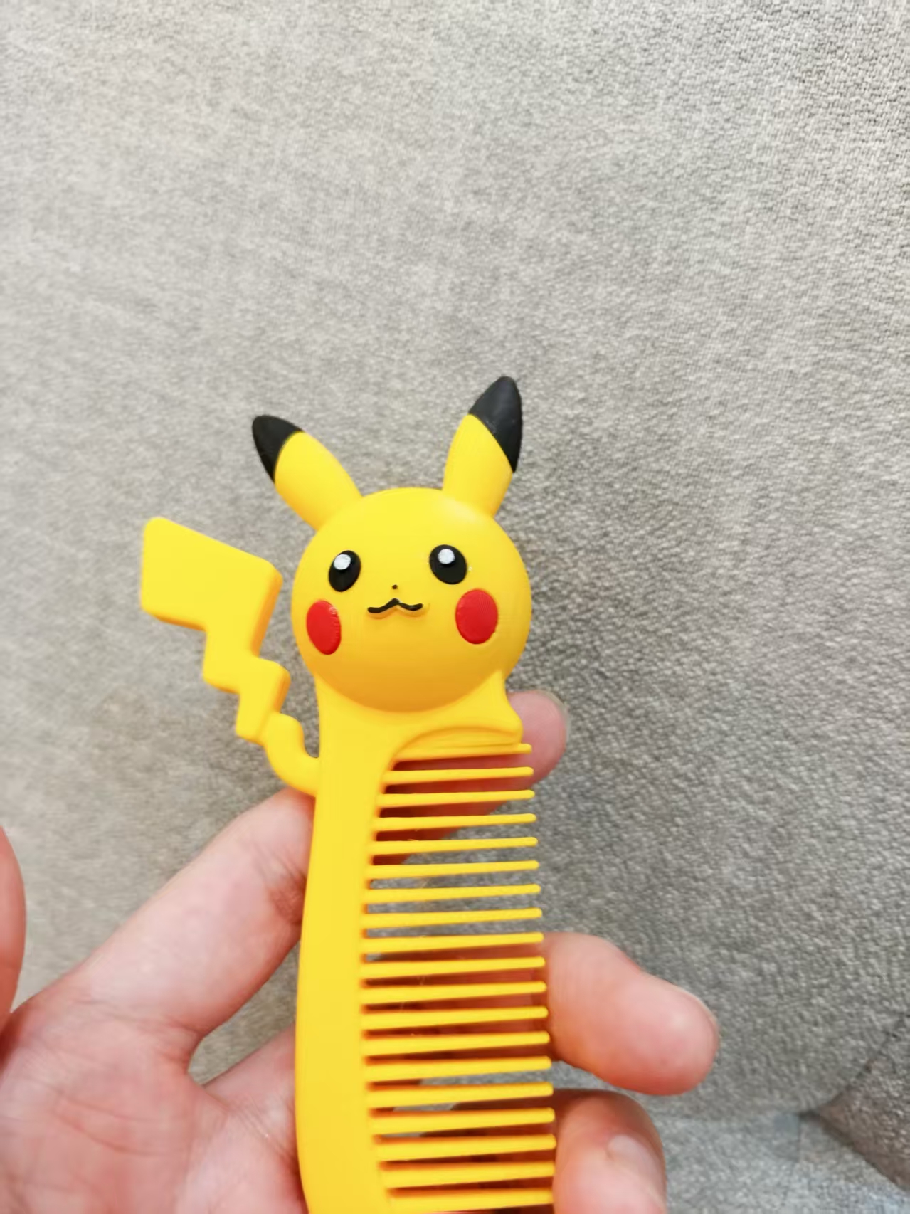 Miniatura 2 do modelo 3D 宝可梦皮卡丘主题梳子
