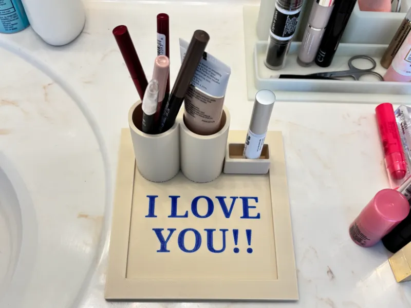 Makeup stand 