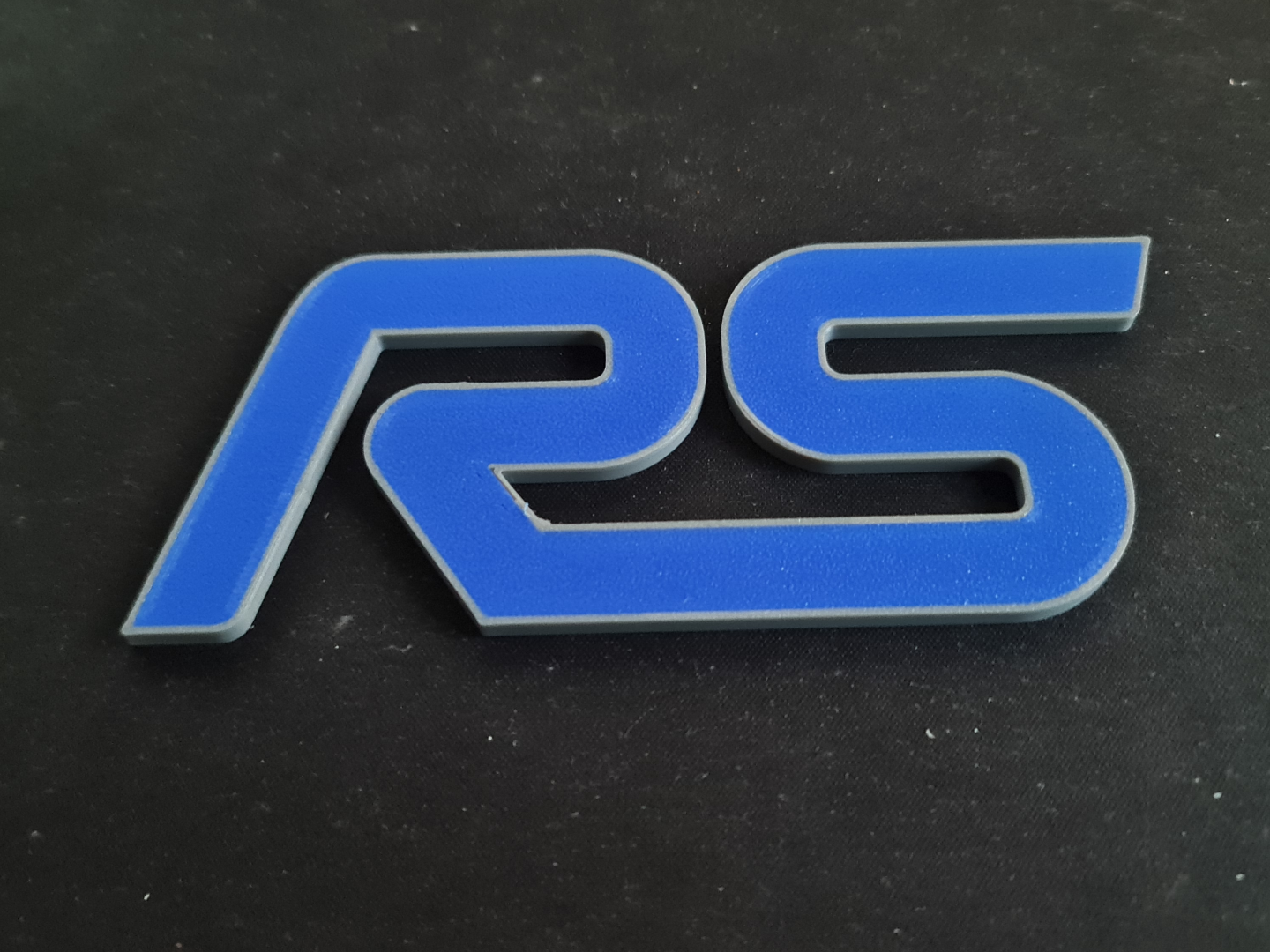 Ford Focus RS Magnet Logo
