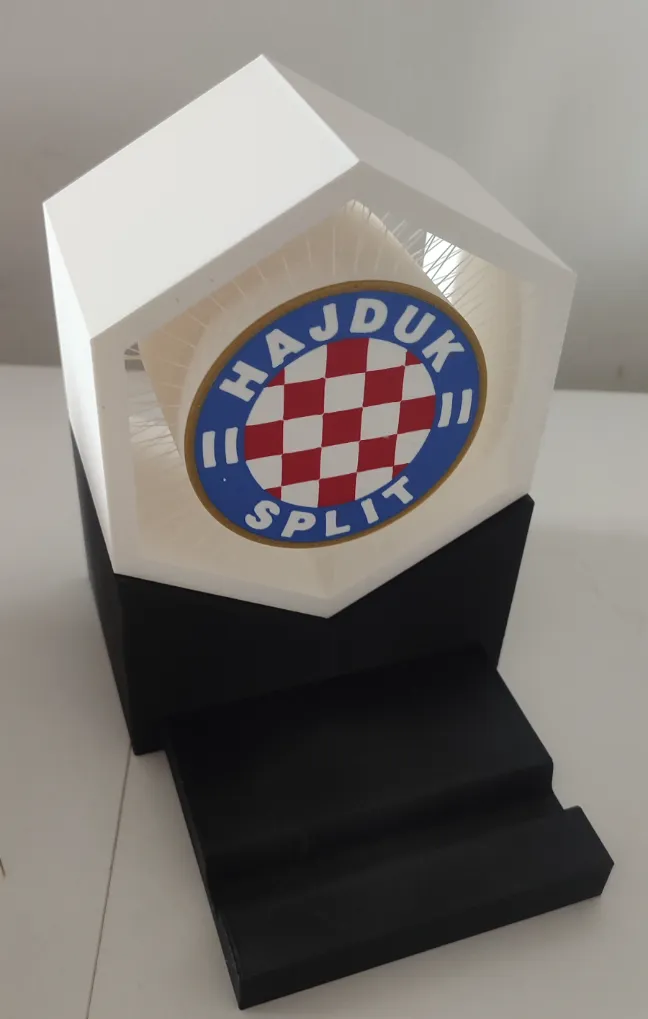 HAJDUK SPLIT SUSPENDED STRING ART+PHONE HOLDER