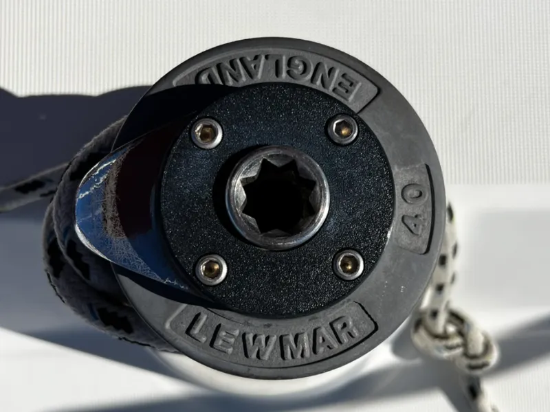 Capuchon pour winch Lewmar 40