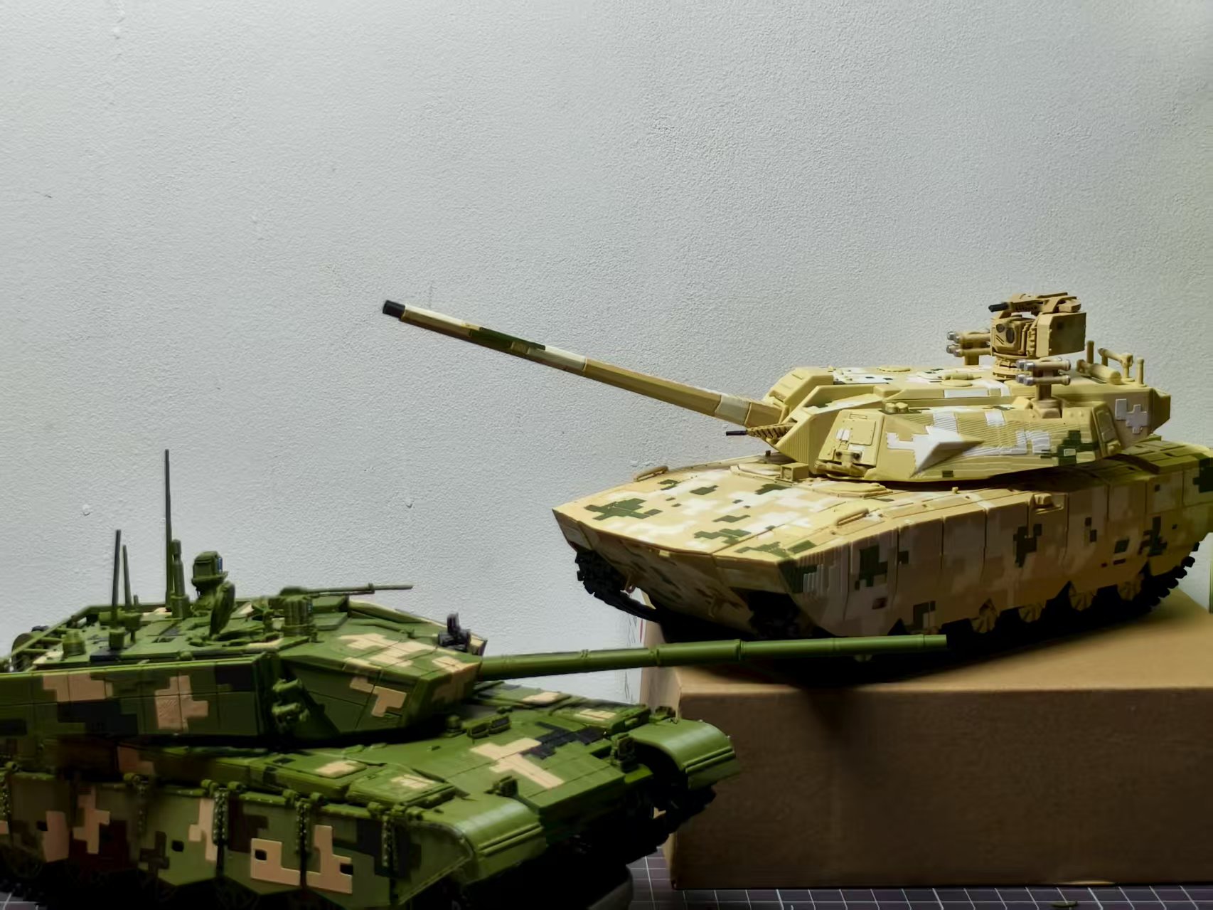 3Dプリント ztz-100戦車（百式）—砂漠迷彩スキン版 - 無料3Dモデル