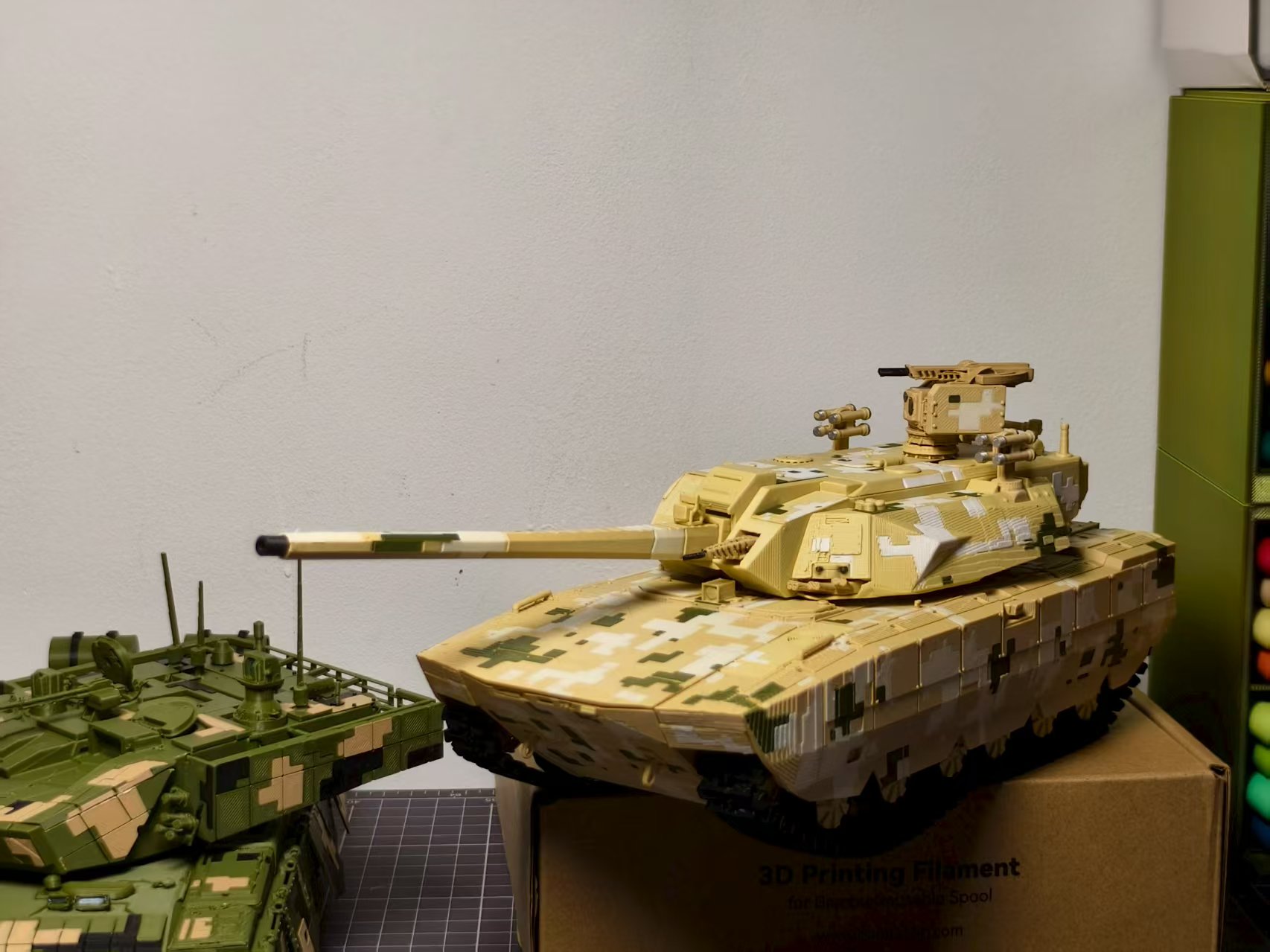3Dプリント ztz-100戦車（百式）—砂漠迷彩スキン版 - 無料3Dモデル