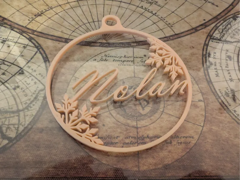 Boule de Noël personnalisé "Nolan"
