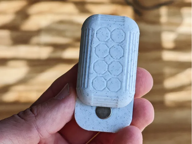 Magnetic fidget toy