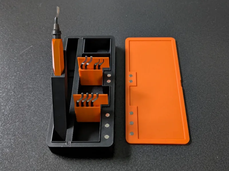 Stylish deburrer case with hinges for easy access