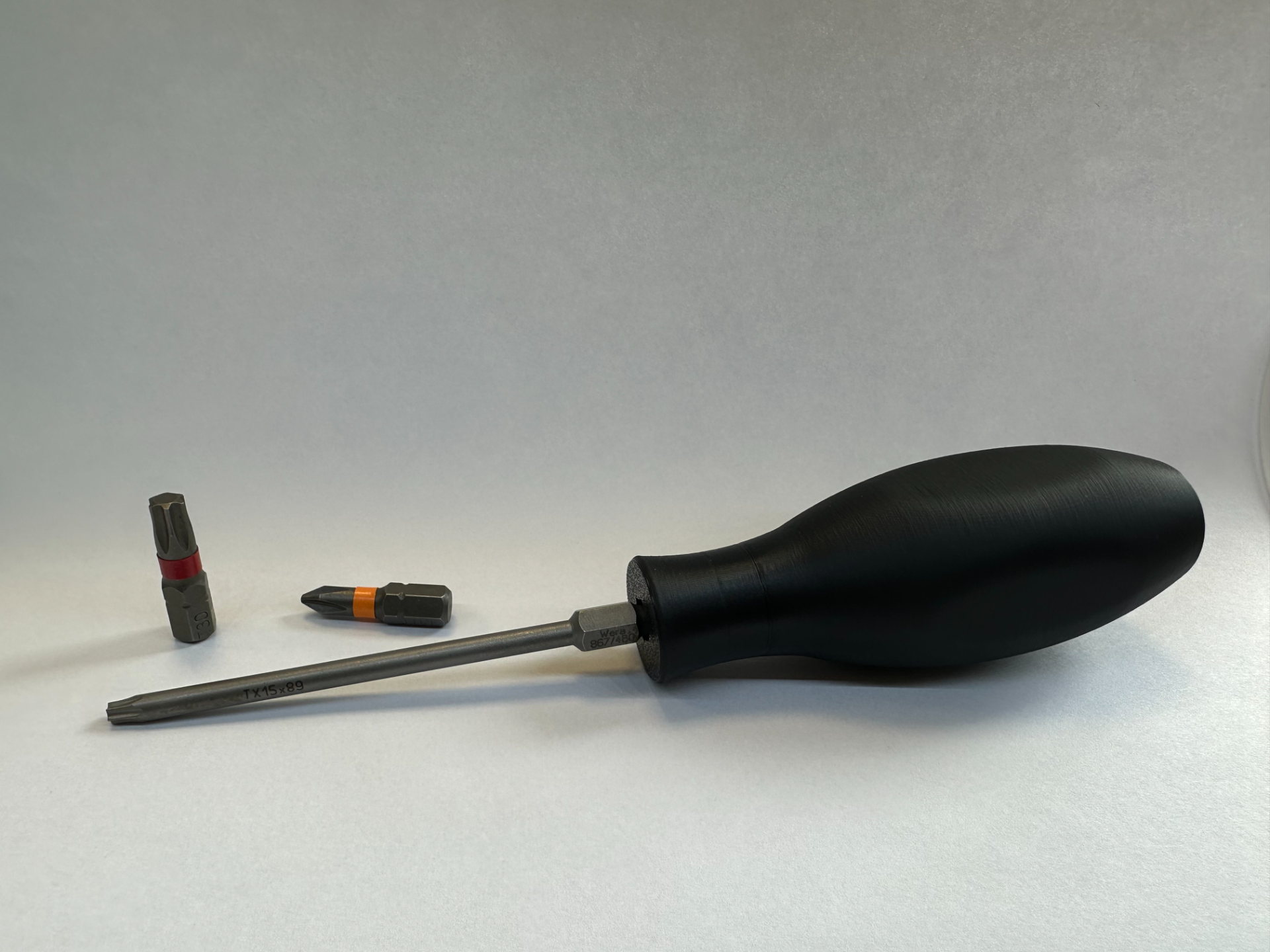 Magnetic 1/4" Bit Holder Handle