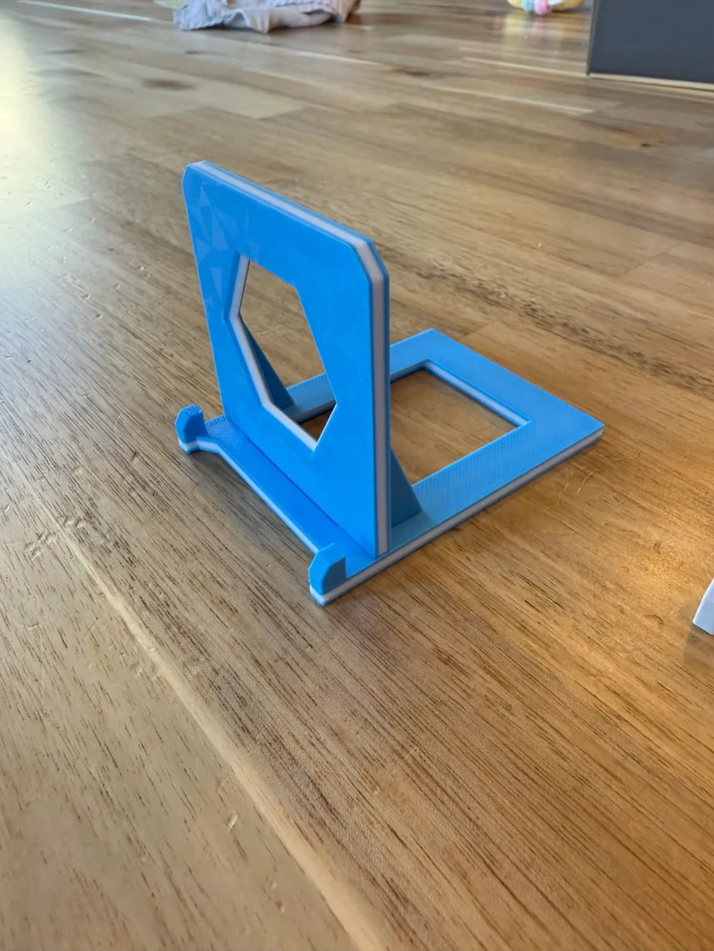 Adjustable Stand by wuboo - MakerWorld