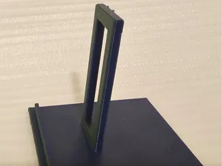 90 Degree Phone Stand - minimalistic