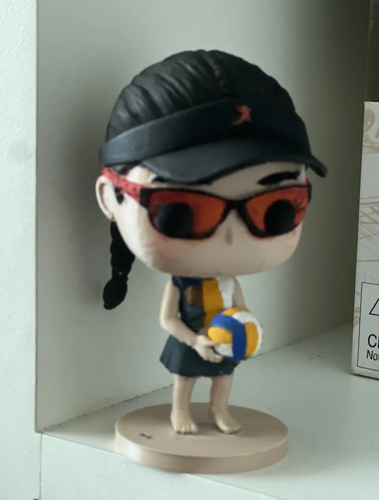 Funko Jogadora de volley de praia view 3
