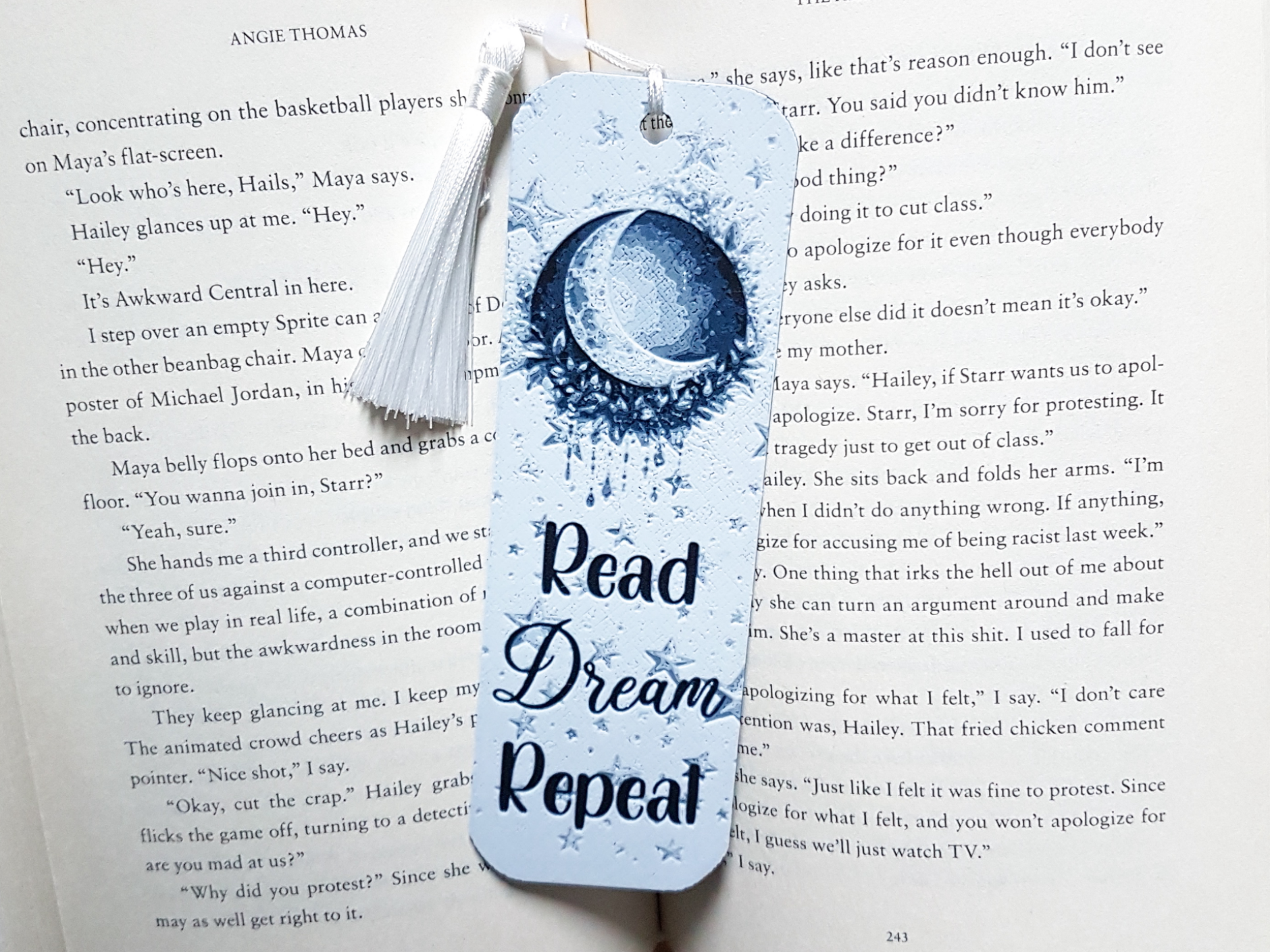 Bookmark, Read, Dream, Repeat
