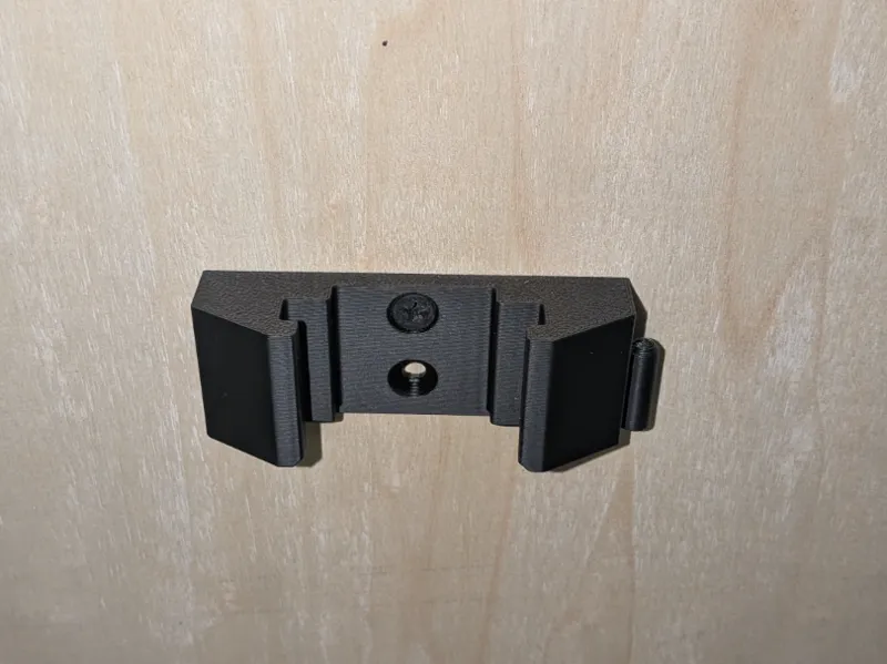 Modularer Akkuhalter für 18-V-Akkus