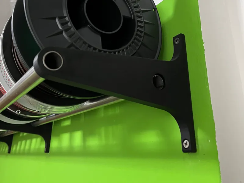 Filament wall holder