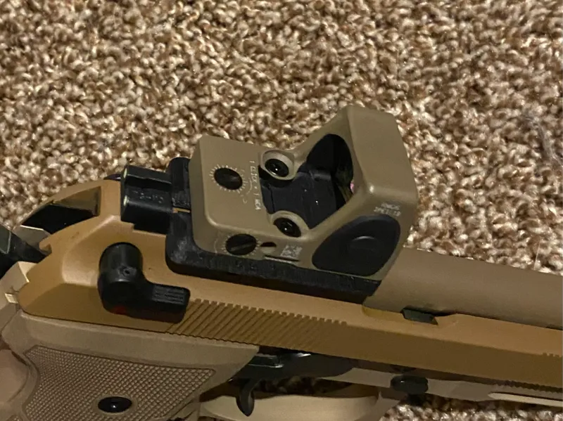 Trijicon RMR Mount for Baretta M9A4