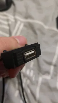 Support de prise USB pour Volkswagen Caddy — photo 4