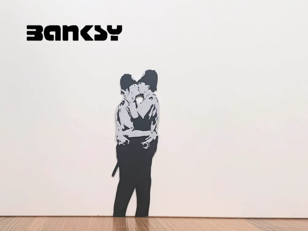 Banksy - Kissing Coppers - Free 3D Print Model - MakerWorld