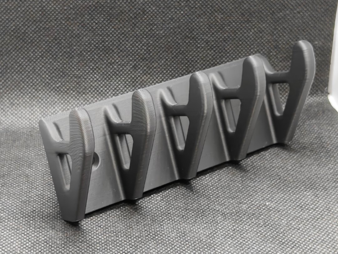 Heavy Hanger