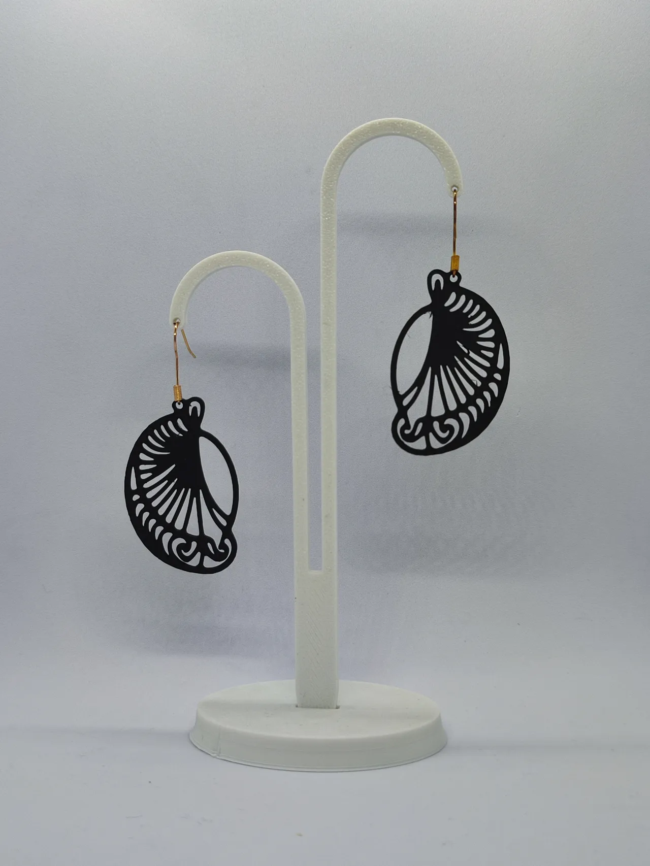 Aretes Concha de Medianoche view 2