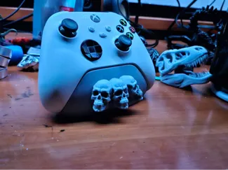 Xbox Controller Stand Scull