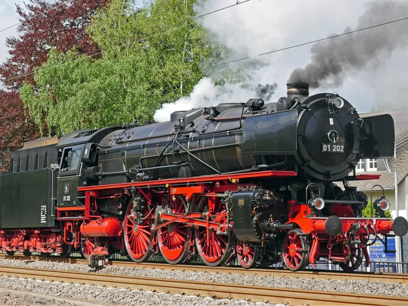 BR 01.10 – 1:32 Scale Dampflokomotive