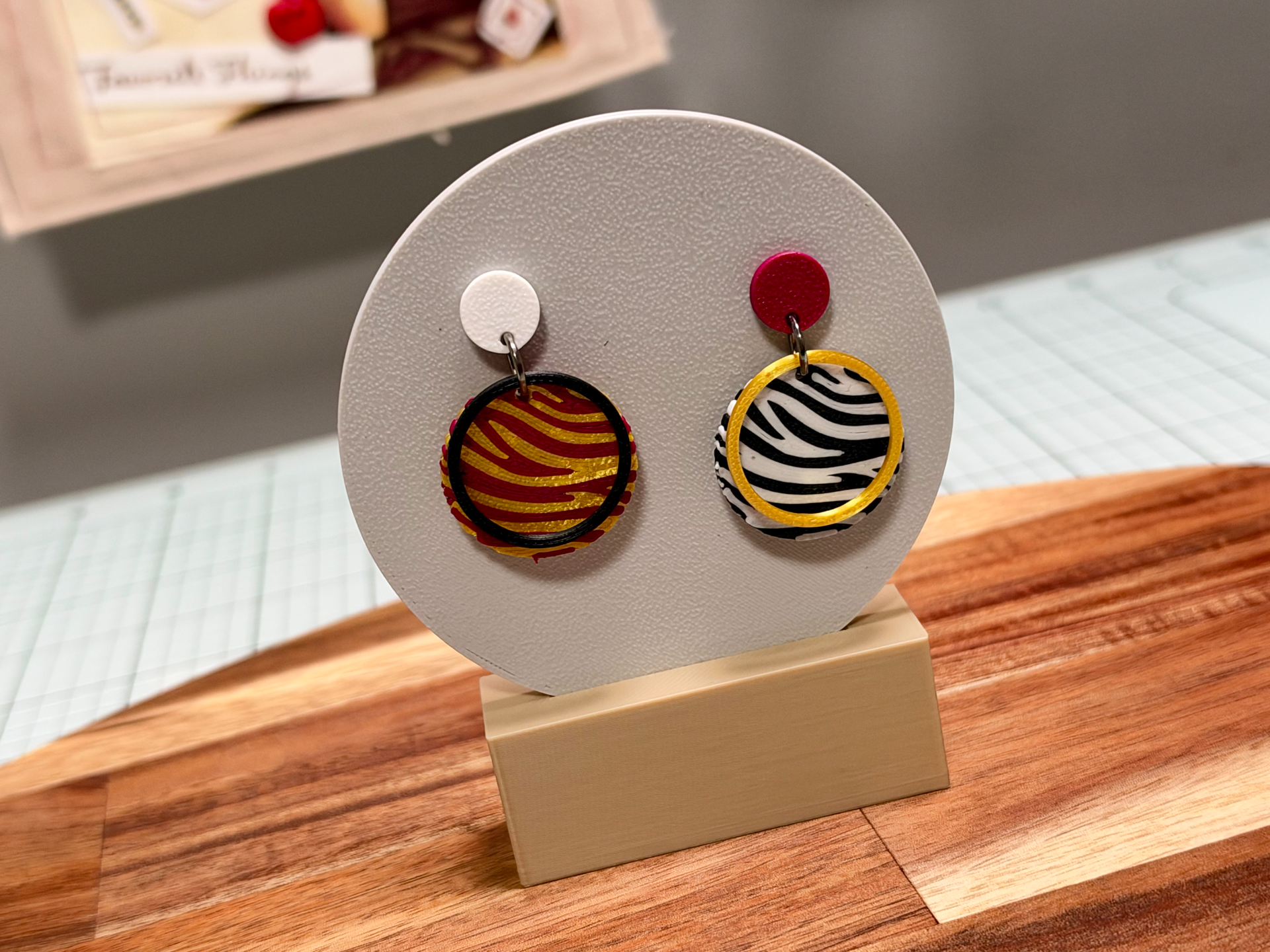 Retro Abstract Zebra Print Circle Earrings 3D model