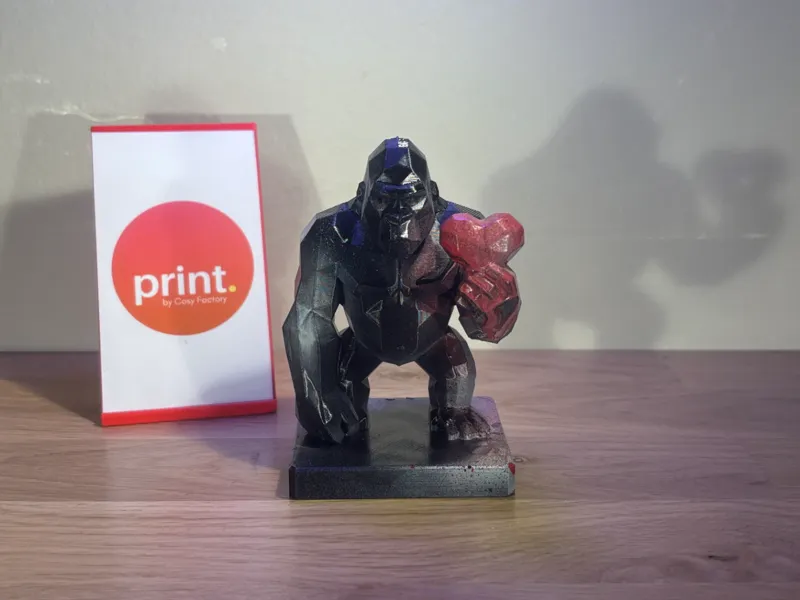 Statue Gorille avec coeur (Impression 3D)