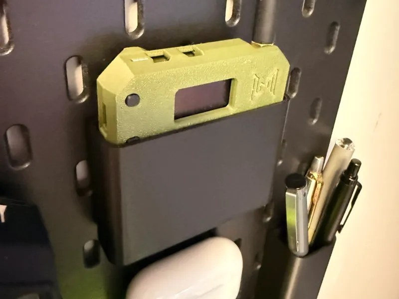 Ikea Skadis holder for Meshnology Heltec V3 Kit.