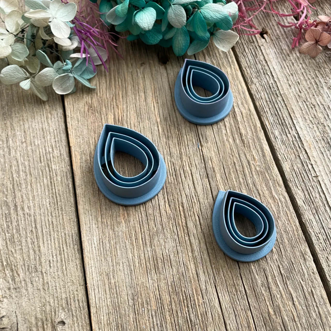 Imprint Dangle Drop Earring Cutters view 2