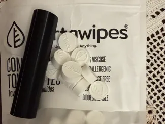 Compressed Towels Holder