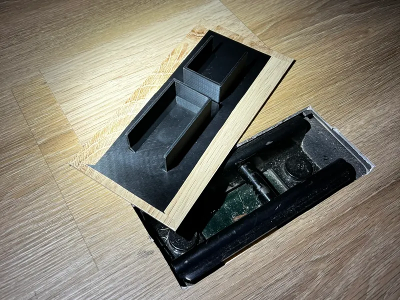 Cover caps for seat anchors of VW T5/T6