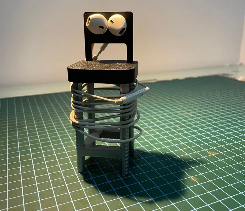 Earphone Bar Chair