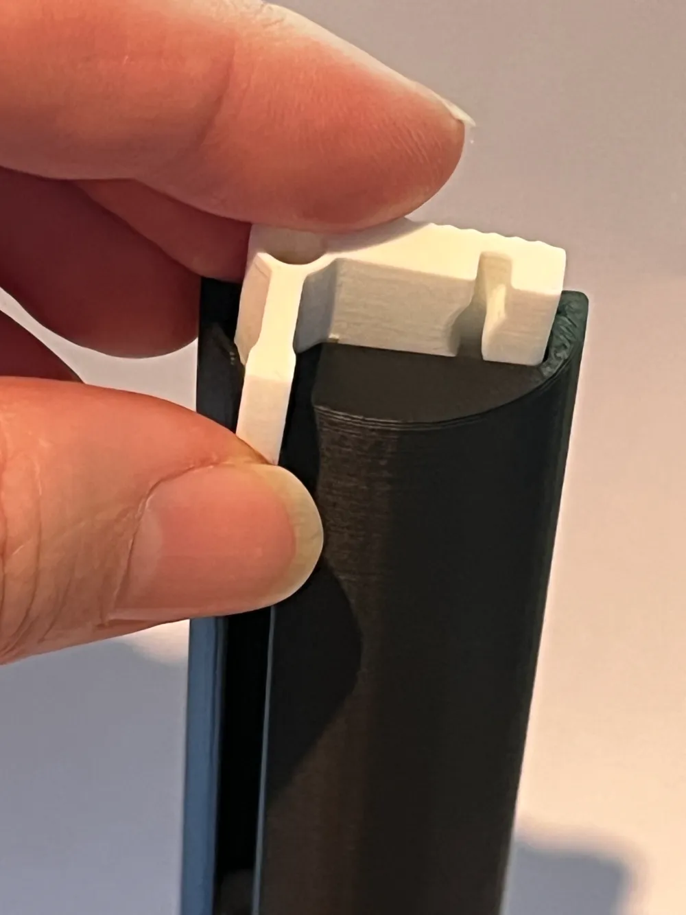 Dispenser "ProClip V2" Filament clip - Free 3D Print Model - MakerWorld