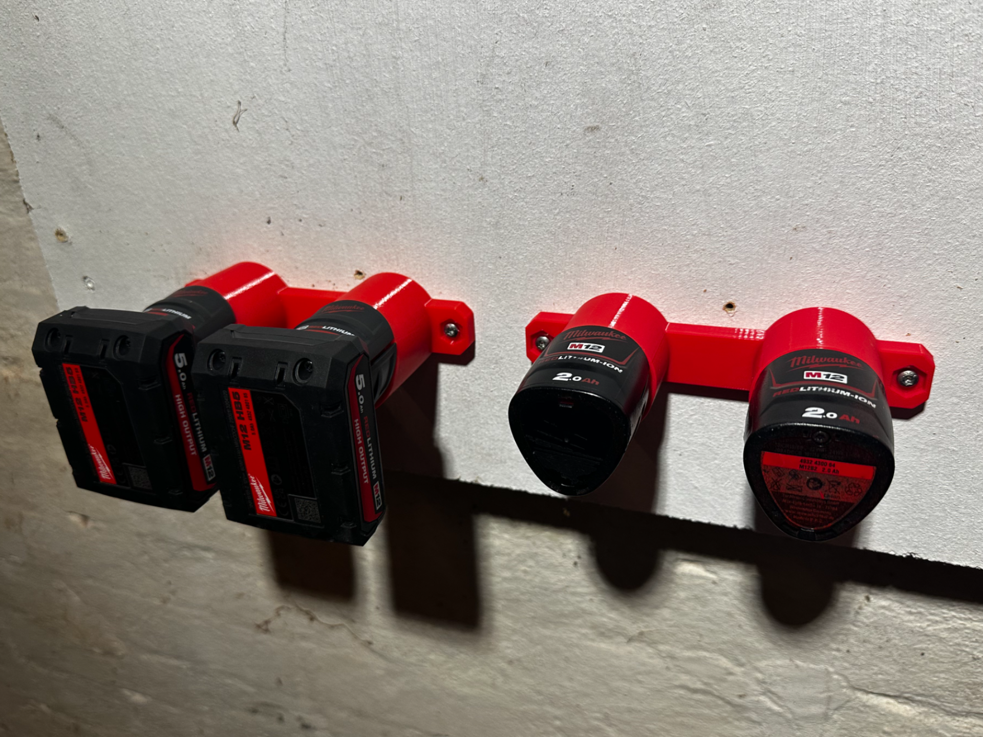 Milwaukee M12 Dual Battery Holder 