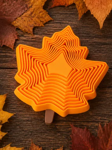 Objeto manipulable: Maple Leaf Layered Flexi Toy Autumn Fidget — vista de referencia 2
