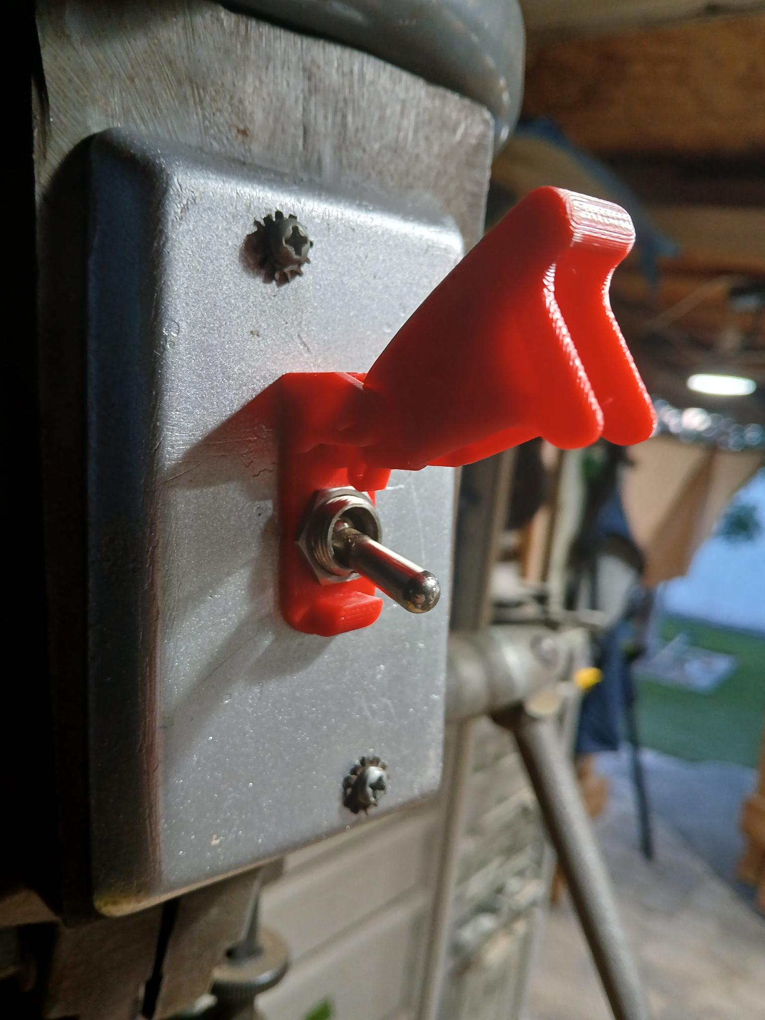 Miniatura 3 do modelo 3D Toggle Switch Cover 