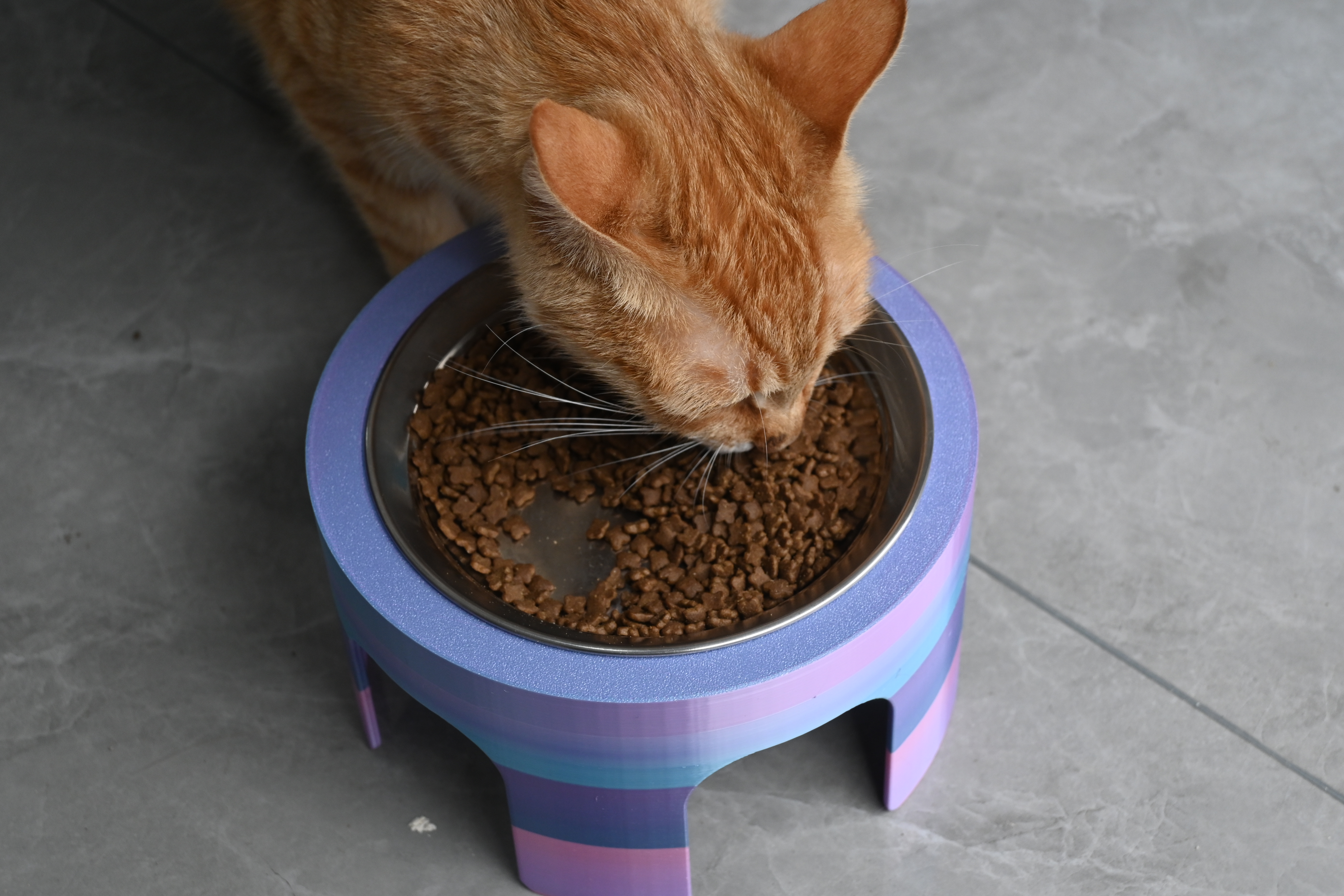 Miniatura 2 do modelo 3D 猫碗不锈钢增高架