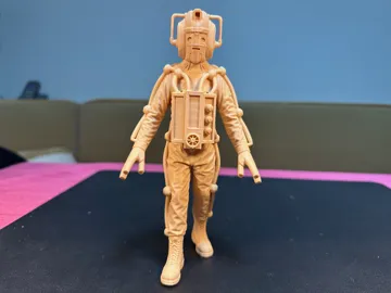 Figura decorativa: Cyberman 1967 (Moonbase / Tomb) – Doctor Who 1:10 — vista de referencia 2