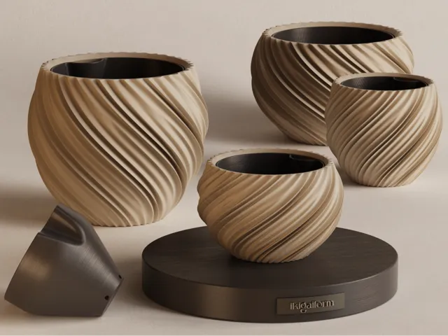Aya Collection — Self-Watering Pots & Planters