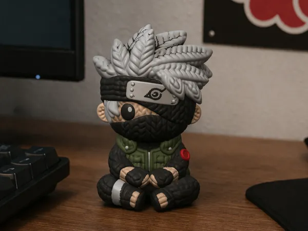 Figurine Kakashi kawaii assis