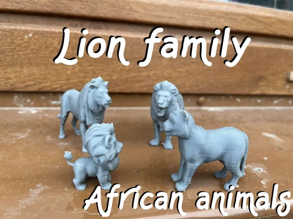 Famille de lions — figurines
