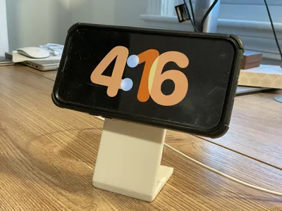 mag-safe holder